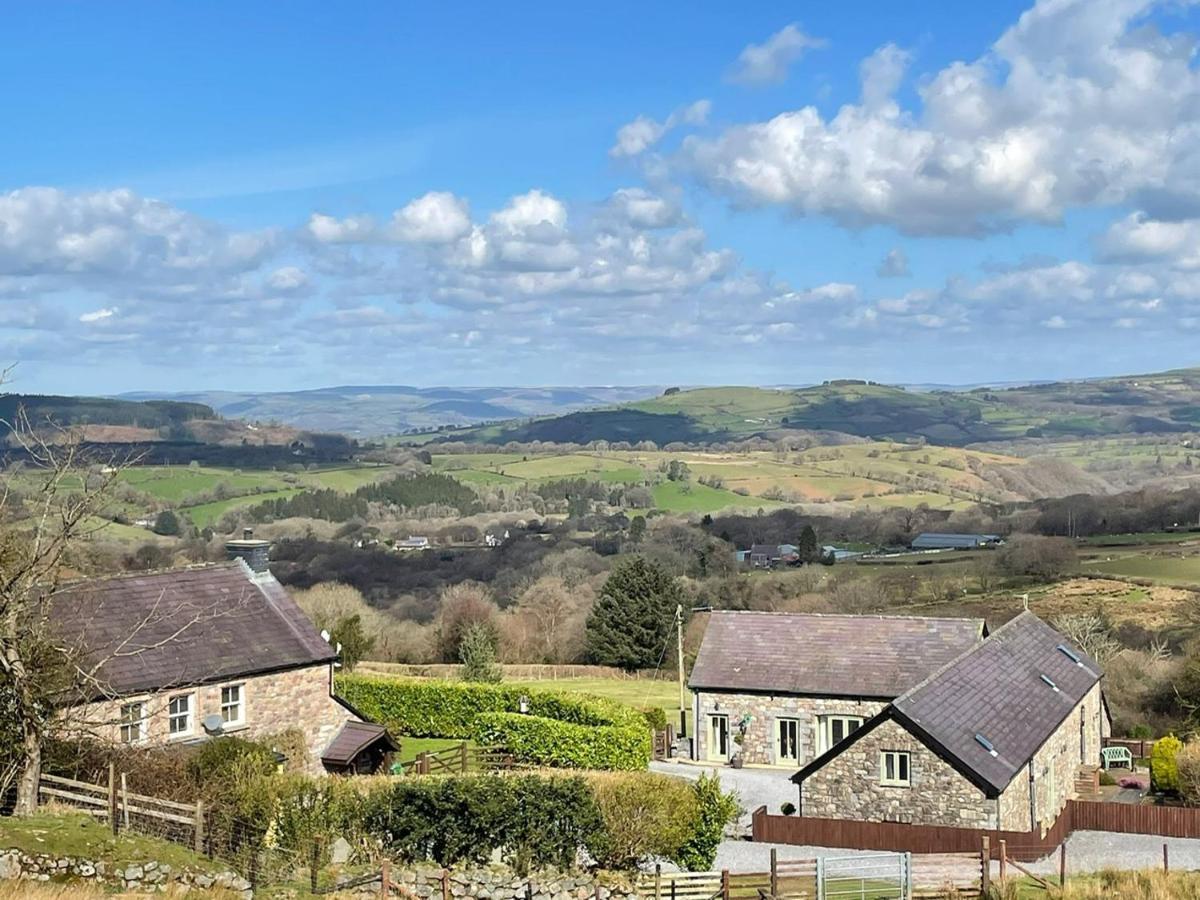 Вилла Rhiwddu Barns Llangadog Экстерьер фото