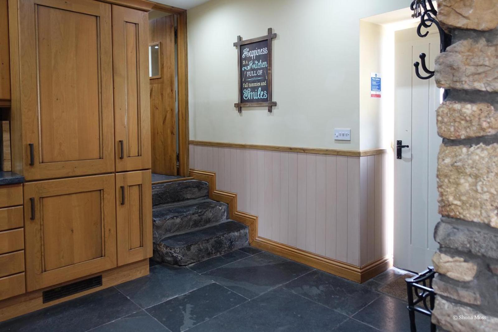 Вилла Rhiwddu Barns Llangadog Номер фото