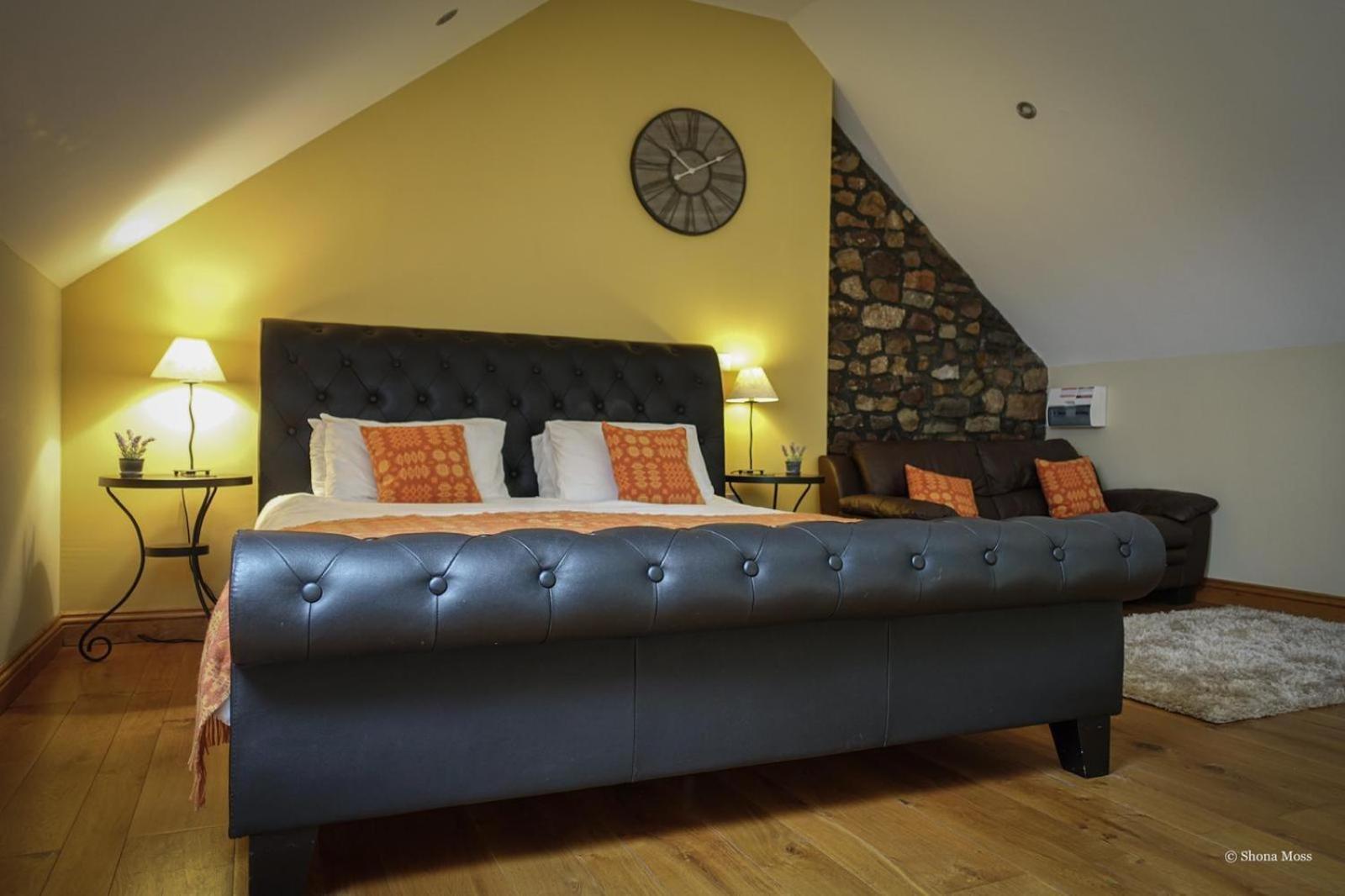 Вилла Rhiwddu Barns Llangadog Номер фото